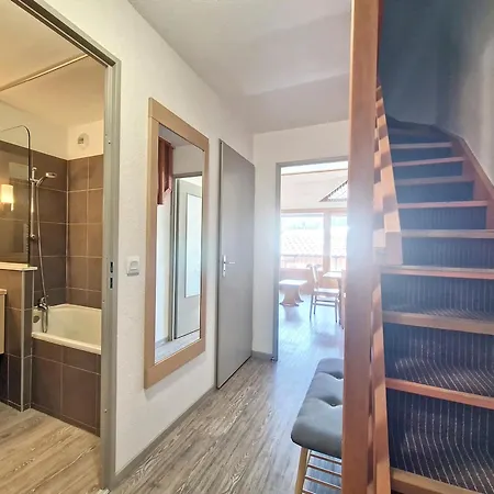Confortable + Mezzanine Avec Balcon Au Centre De - 2/4 Personnes - Fr-1-518-133 *