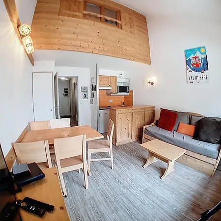 Confortable + Mezzanine Avec Balcon Au Centre De - 2/4 Personnes - Fr-1-518-133