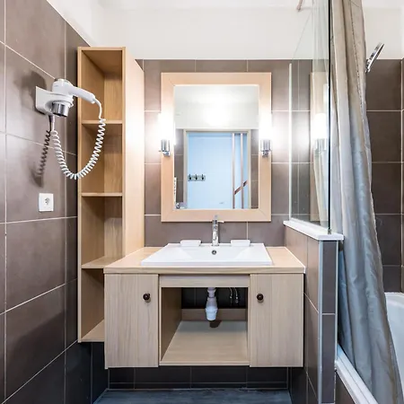 Appartamento Avec Mezzanine, Balcon, Parking Proche Pistes - Fr-1-518-133 Val-dʼIsère